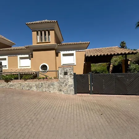 Adosada En Santa Clara בית נופש *