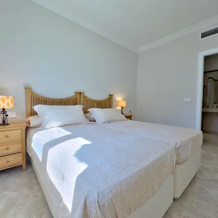 Holiday home Adosada En Santa Clara Marbella