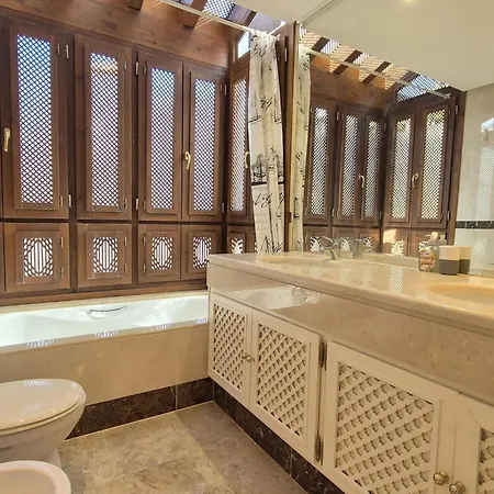 Adosada En Santa Clara Holiday home Marbella